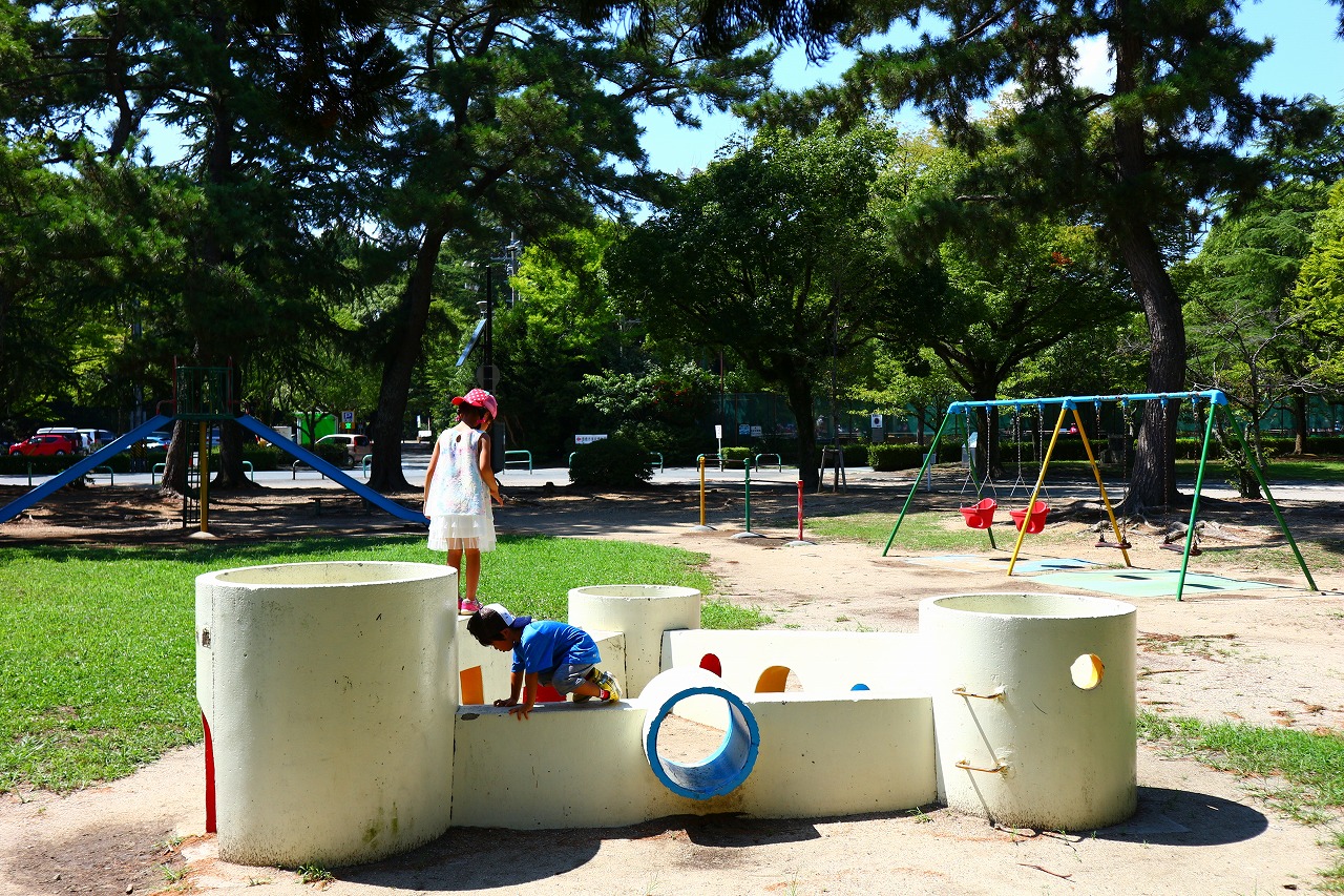 愛知県豊橋市の子供の遊び場「豊橋公園」