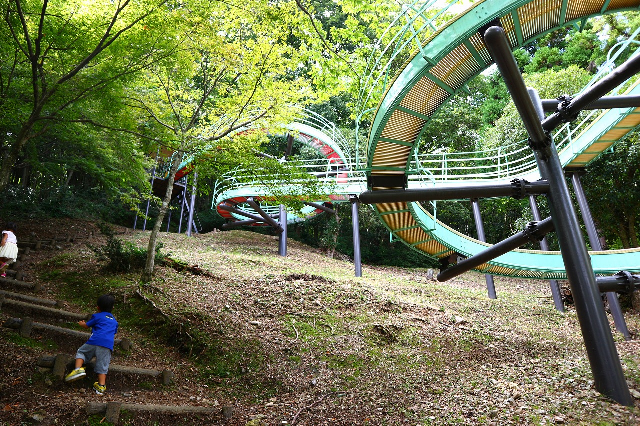 岐阜県本巣市の子供の遊び場 文殊の森公園