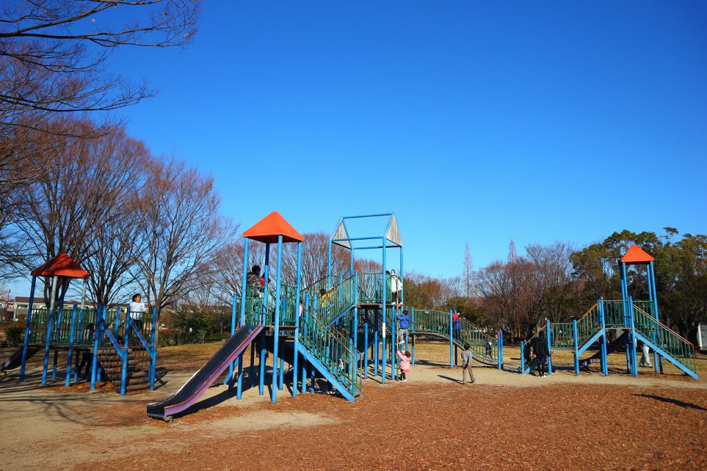 愛知県名古屋市の子供の遊び場 富田公園