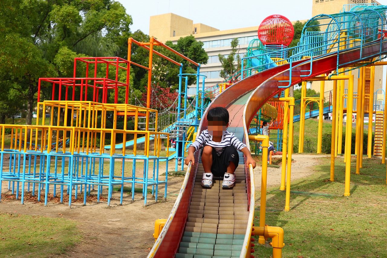 愛知県東海市の子供の遊び場 池下公園