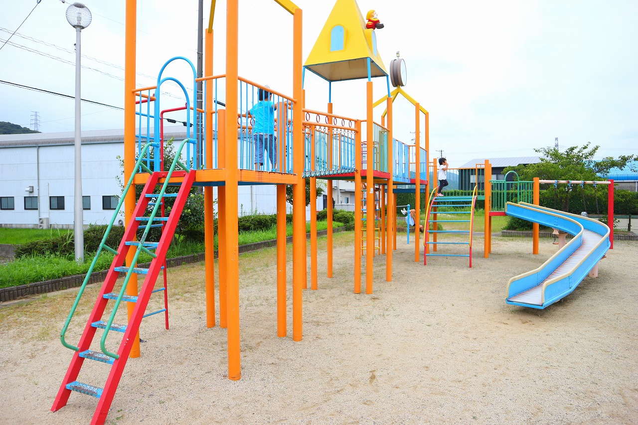 小さな公園 愛知県幸田町の子供の遊び場 沢渡公園