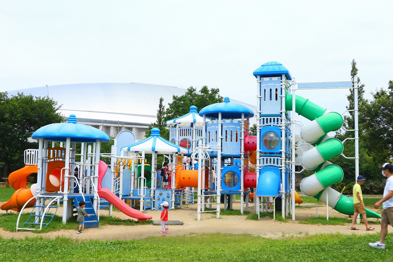 愛知県豊橋市の子供の遊び場 豊橋総合スポーツ公園